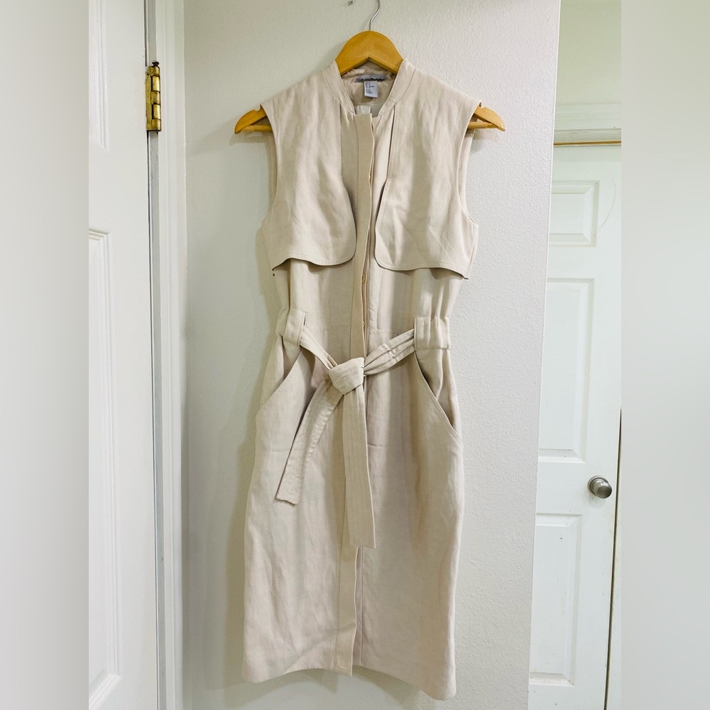 NWOT H&M Light Beige Viscos Trench dress size 4 old money, Capsule wardrobe
